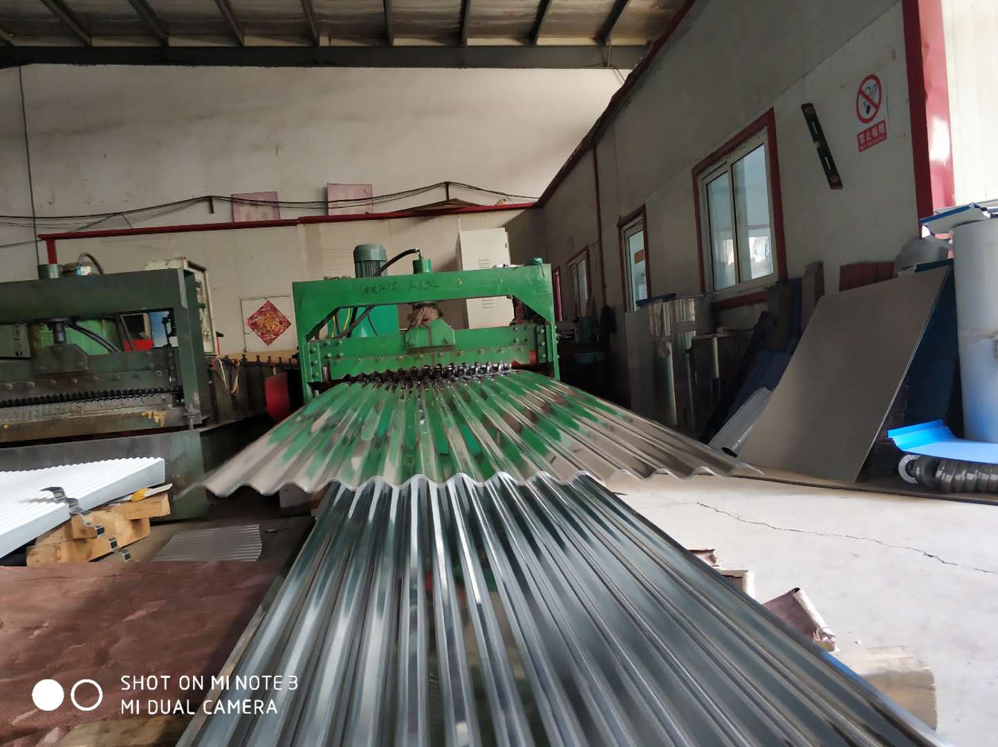 咸阳高分子仿古瓦在不同环境下的使用寿命有何差异？